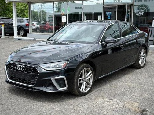 Mythos Black Metallic 2021 Audi A4 45 S line quattro Premium