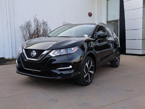 2022 Nissan Rogue Sport SL