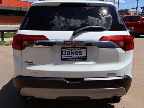 Summit White 2019 GMC Acadia SLT-1