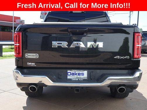 Diamond Black Crystal Pearlcoat 2025 RAM 1500 Longhorn