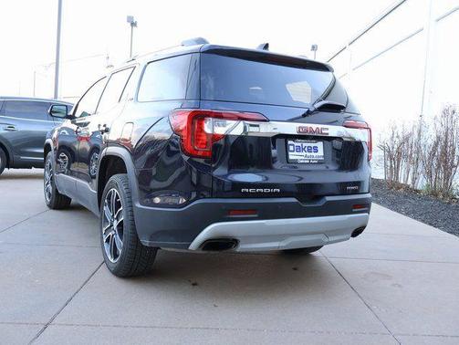 2022 GMC Acadia AWD SLT