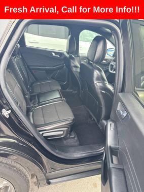 AGATE BLACK METALLIC 2023 Ford Escape ST-Line