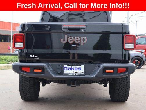 Black Clearcoat 2023 Jeep Gladiator Mojave 4x4