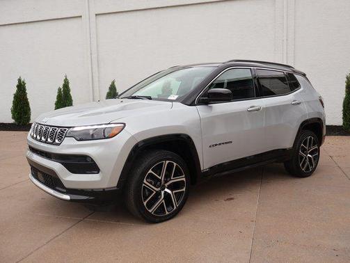 Silver Zynith Metallic Clearcoat 2025 Jeep Compass Limited