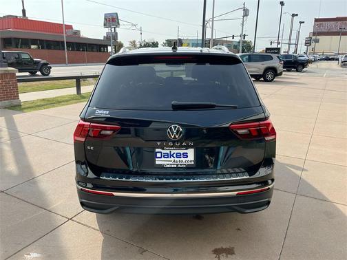 2022 Volkswagen Tiguan 2.0T SE