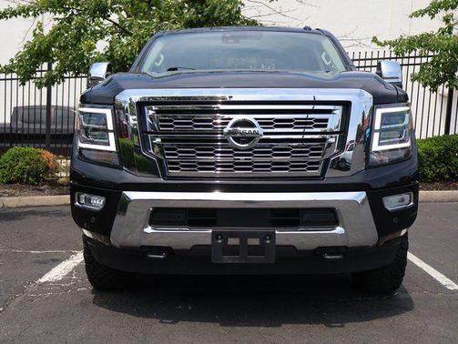 Super Black 2020 Nissan Titan XD SL