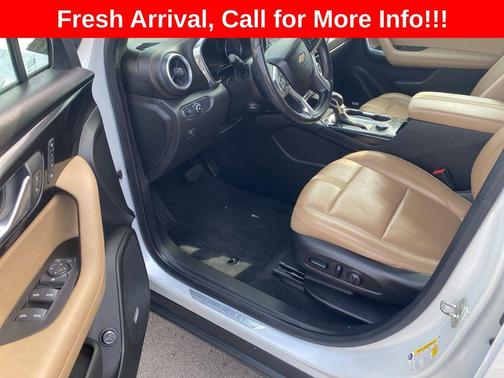 Iridescent Pearl Tricoat 2020 Chevrolet Blazer Premier