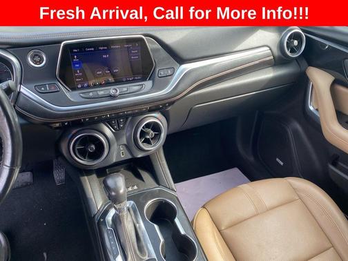 Iridescent Pearl Tricoat 2020 Chevrolet Blazer Premier