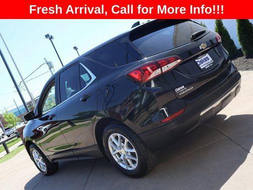 Mosaic Black Metallic 2023 Chevrolet Equinox 1LT