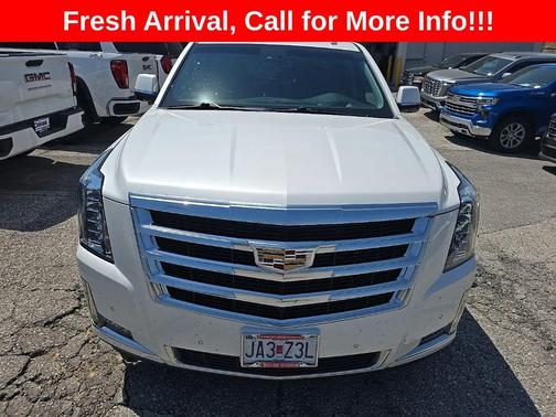 Crystal White Tricoat 2019 Cadillac Escalade Luxury