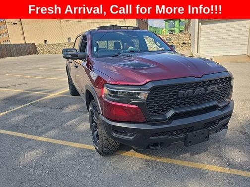 Delmonico Red Pearlcoat 2025 RAM 1500 Rebel