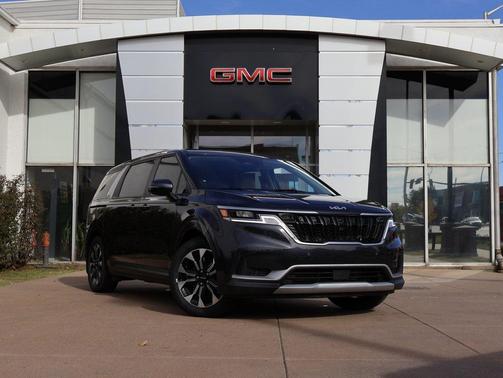 2024 Kia Carnival EX