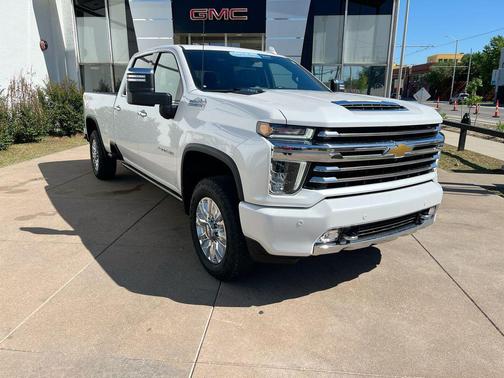 Pearl 2022 Chevrolet Silverado 2500 High Country