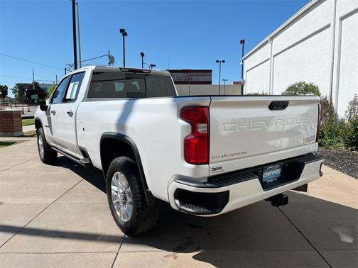 Pearl 2022 Chevrolet Silverado 2500 High Country