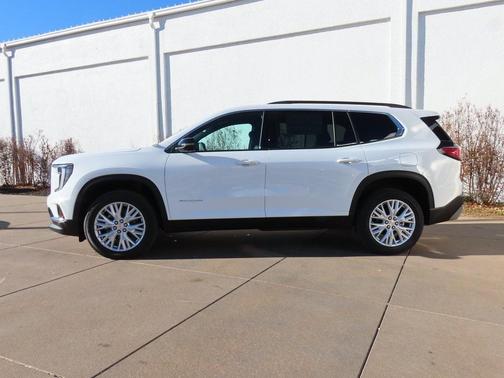 2026 GMC Acadia Elevation FWD