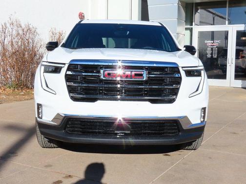 2026 GMC Acadia Elevation FWD
