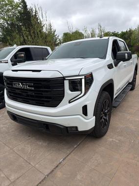 Summit White 2025 GMC Sierra 1500 Elevation