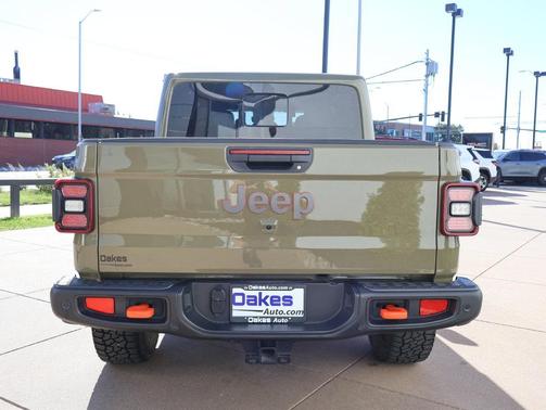 41 2025 Jeep Gladiator Mojave X