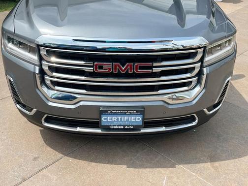 2022 GMC Acadia AWD SLT