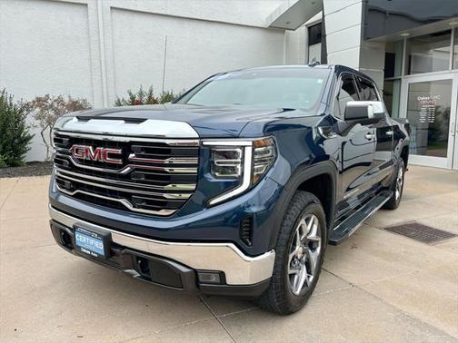 2022 GMC Sierra 1500 SLT