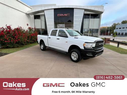 2022 RAM 2500 Tradesman Crew Cab 4x4 6'4' Box