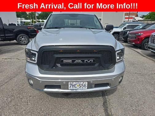 Bright Silver Metallic Clearcoat 2016 RAM 1500 Big Horn