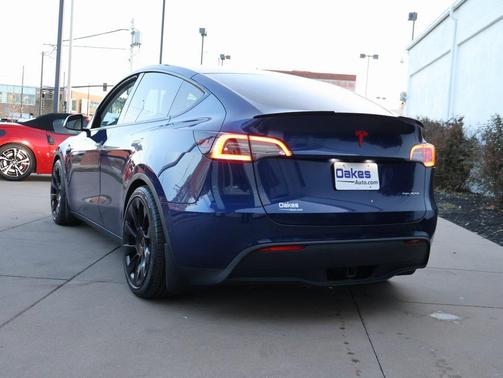 2021 Tesla Model Y Long Range Dual Motor All-Wheel Drive