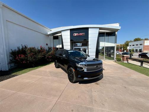 2022 Chevrolet Suburban High Country