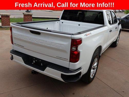 Summit White 2024 Chevrolet Silverado 1500 Custom