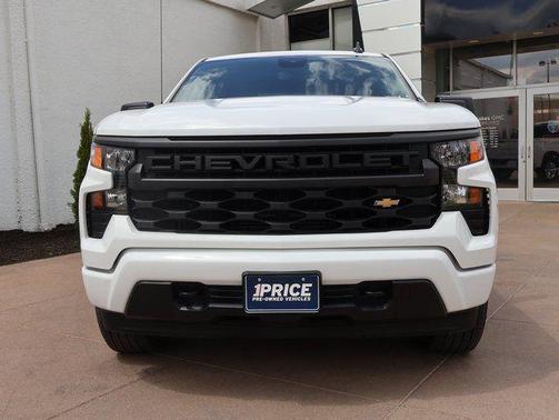 Summit White 2024 Chevrolet Silverado 1500 Custom