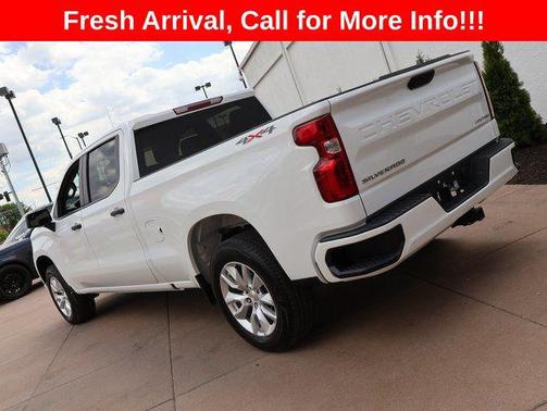 Summit White 2024 Chevrolet Silverado 1500 Custom