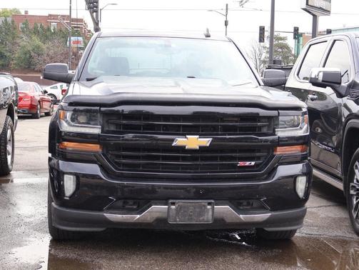 Black 2018 Chevrolet Silverado 1500 2LT