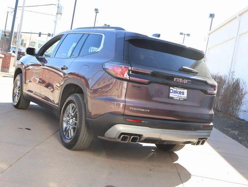 2025 GMC Acadia FWD Elevation