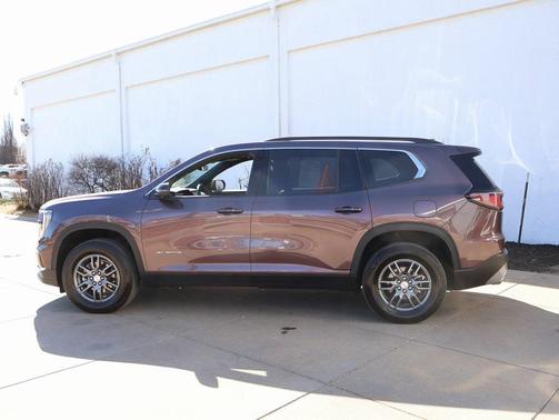 2025 GMC Acadia FWD Elevation