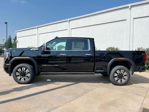 2025 GMC Sierra 2500 Denali