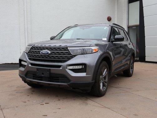 CARBONIZED GRAY METALLIC 2022 Ford Explorer XLT