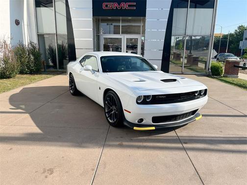 2022 Dodge Challenger R/T Scat Pack