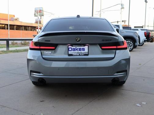 2023 BMW 330 xDrive