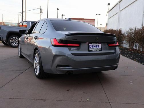2023 BMW 330 xDrive