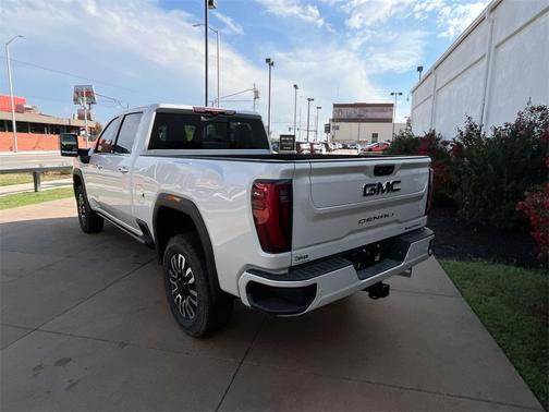 2025 GMC Sierra 2500 Denali Ultimate