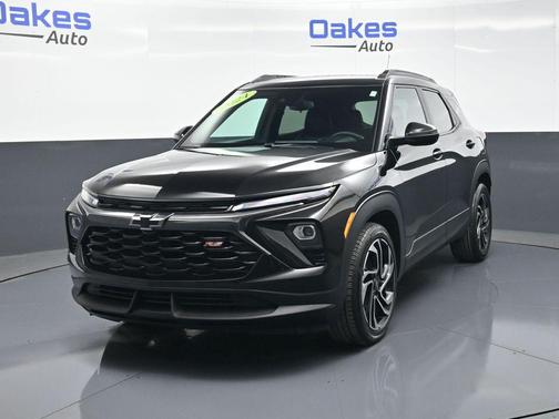 Mosaic Black Metallic 2024 Chevrolet Trailblazer RS