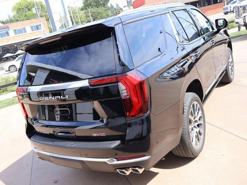 Onyx Black 2026 GMC Yukon Denali