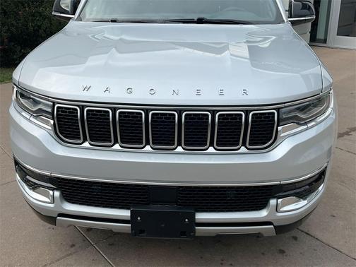 2024 Jeep Wagoneer L Series II 4x4