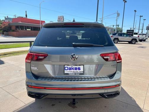 2022 Volkswagen Tiguan 2.0T SE R-Line Black 4MOTION