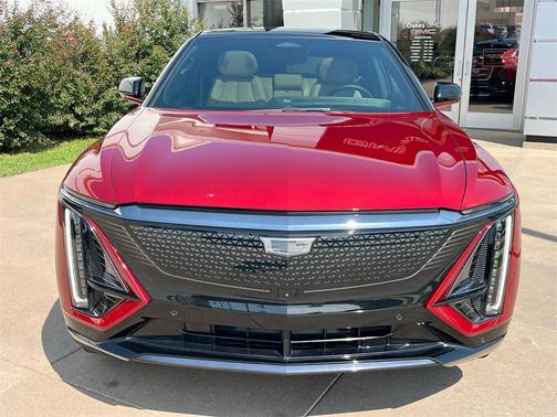 2024 Cadillac LYRIQ Sport