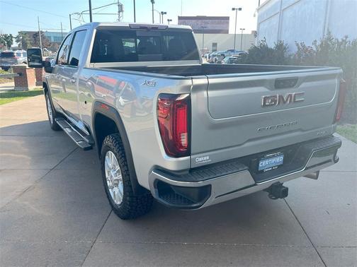 2022 GMC Sierra 2500 SLT