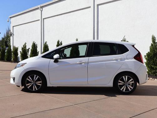 White Orchid Pearl 2016 Honda Fit EX