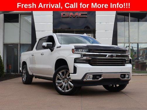 Iridescent Pearl Tricoat 2019 Chevrolet Silverado 1500 High Country