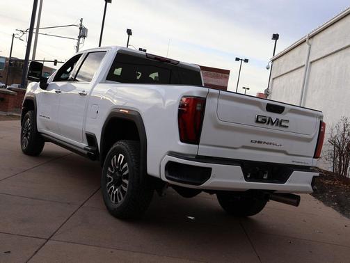 2026 GMC Sierra 2500 Denali Ultimate
