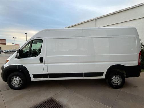 2025 RAM ProMaster 2500 Tradesman